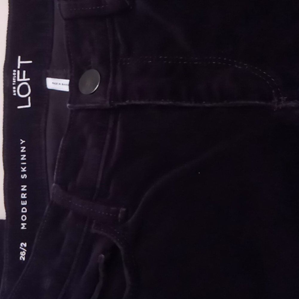 Loft Corduroy Modern Skinny Black Straight leg Jeans Size 26/2